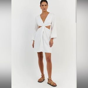 BNWT DISSH TINA WHITE LINEN TWIST MINI DRESS Sz 4